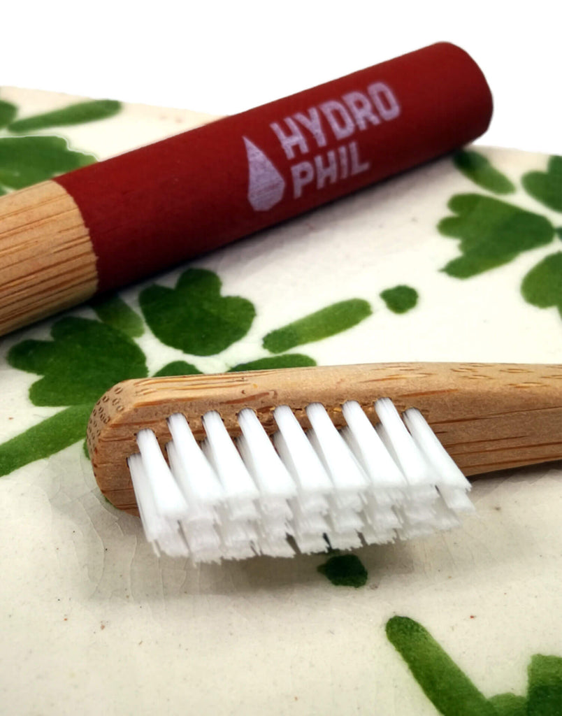 nachhaltige Zahnbürste aus Bambus